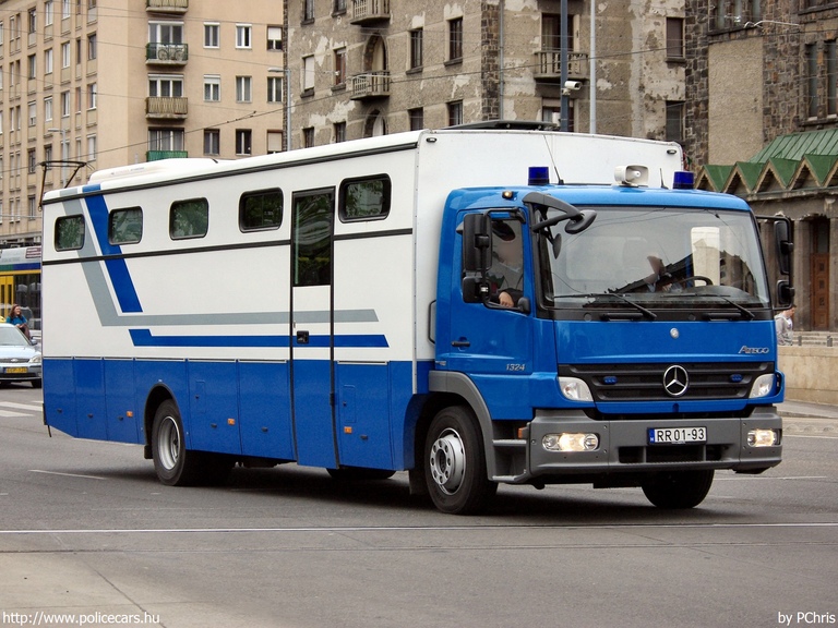 Mercedes-Benz Atego 1324, Országos Büntetés-végrehajtási Intézet, fotó: PChris
Keywords: RR01-93 BV magyar Magyarország Hungary hungarian prison  Büntetés-végrehajtás