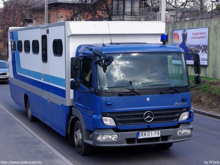 Mercedes-Benz Atego 1218, Országos Büntetés-végrehajtási Intézet, fotó: PChris
Keywords: RR01-78 BV magyar Magyarország Hungary hungarian prison  Büntetés-végrehajtás