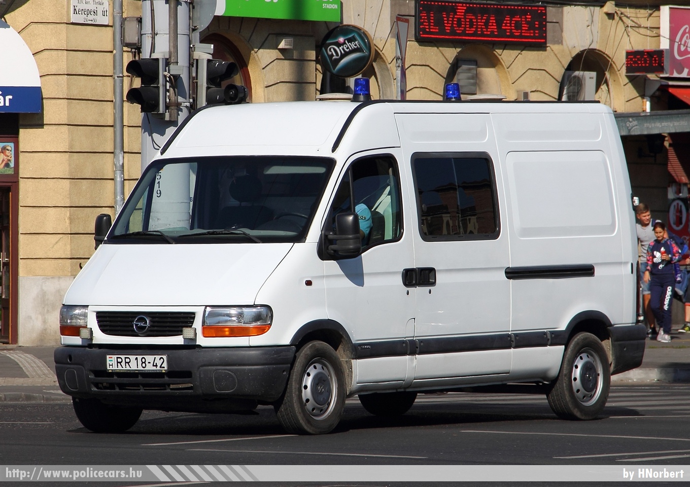 Opel Movano, fotó: HNorbert
Keywords: BV RR18-42 BV magyar Magyarország Hungary hungarian prison  Büntetés-végrehajtás