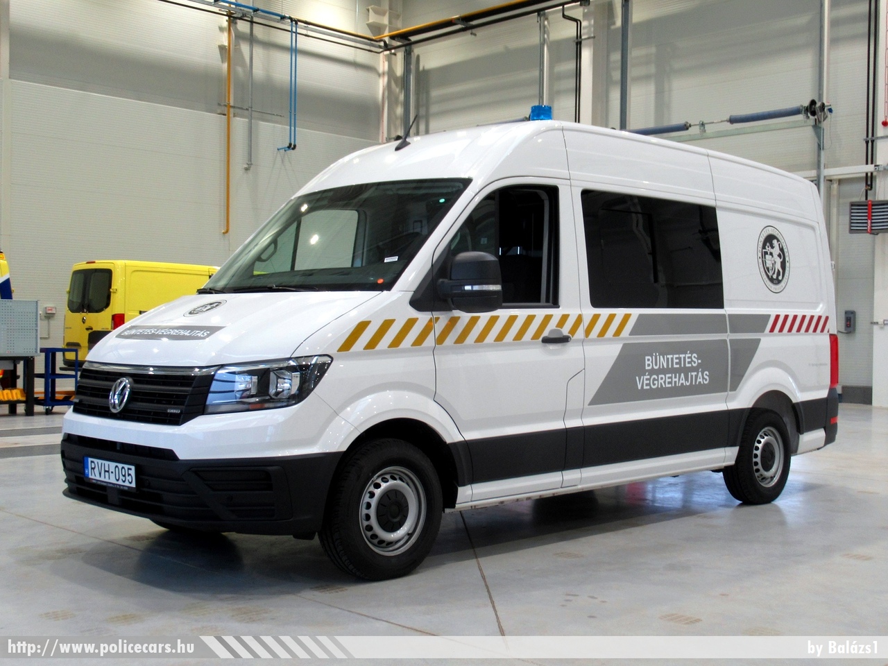 Volkswagen Crafter II, fotó: Balázs1
Keywords: BV magyar Magyarország Hungary hungarian prison RVH-095
