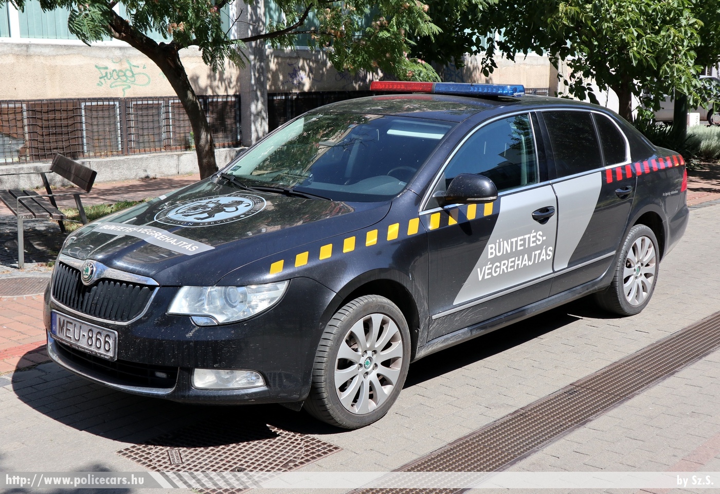 Skoda Superb II, fotó: Sz.S.
Keywords: BV magyar Magyarország Hungary hungarian prison Büntetés-végrehajtás MEU-866