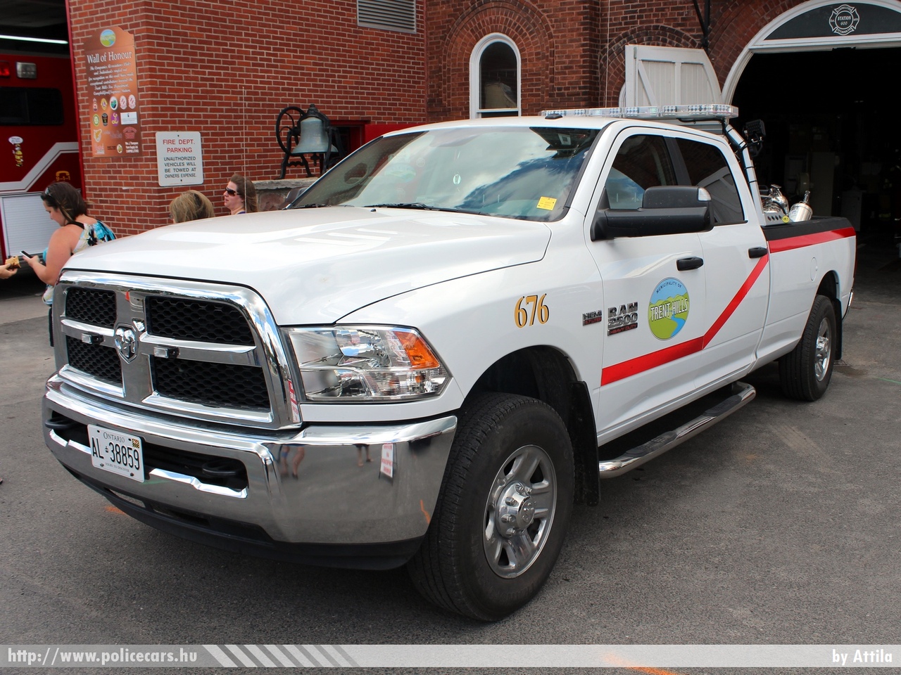 Dodge RAM 2500, fotó: Attila
Keywords: kanadai Kanada Canada canadian fire firetruck tûzoltó tûzoltóautó tûzoltóság