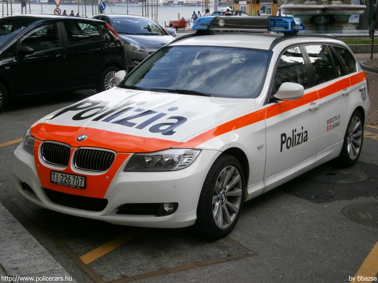 BMW 3, fotó: Bbazsa
Keywords: rendőr rendőrautó rendőrség svájci Svájc TI226707 Switzerland swiss police policecar