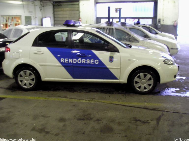 Chevrolet Lacetti, fotó: Norbee
Keywords: rendőr rendőrség rendőrautó magyar Magyarország Hungary hungarian police policecar