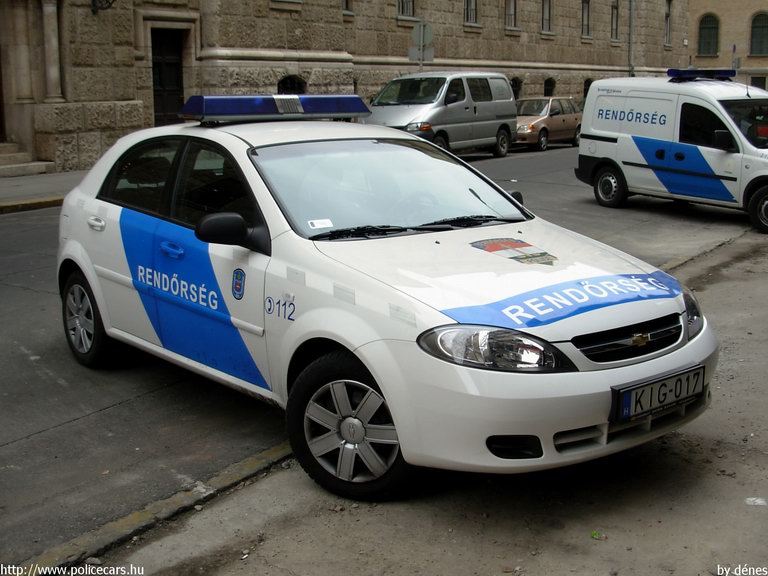 Chevrolet Lacetti, fotó: dénes
Keywords: rendőr rendőrség rendőrautó magyar Magyarország KIG-017 Hungary hungarian police policecar