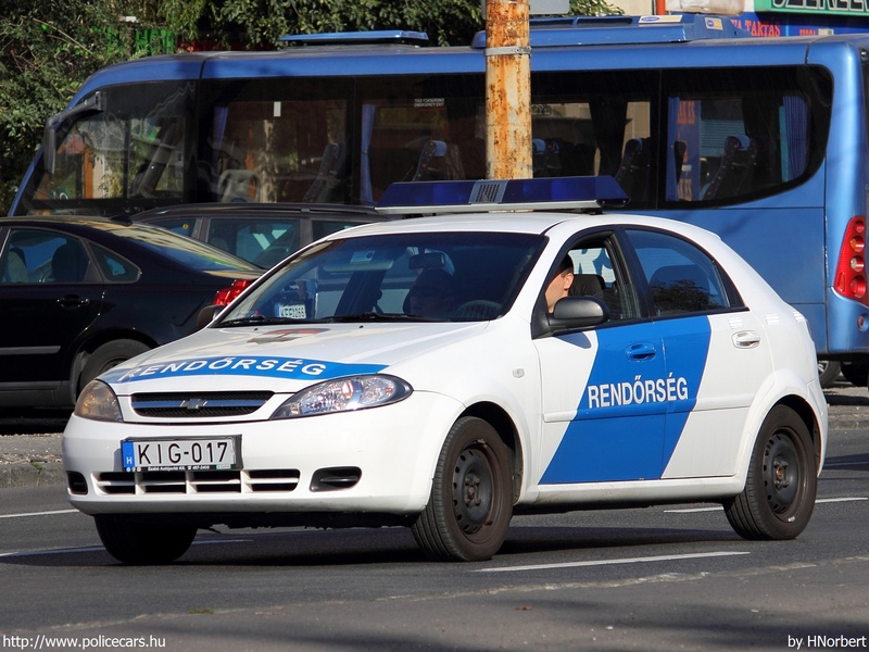 Chevrolet Lacetti, fotó: HNorbert
Keywords: rendőr rendőrautó rendőrség magyar Magyarország KIG-017 Hungary hungarian police policecar