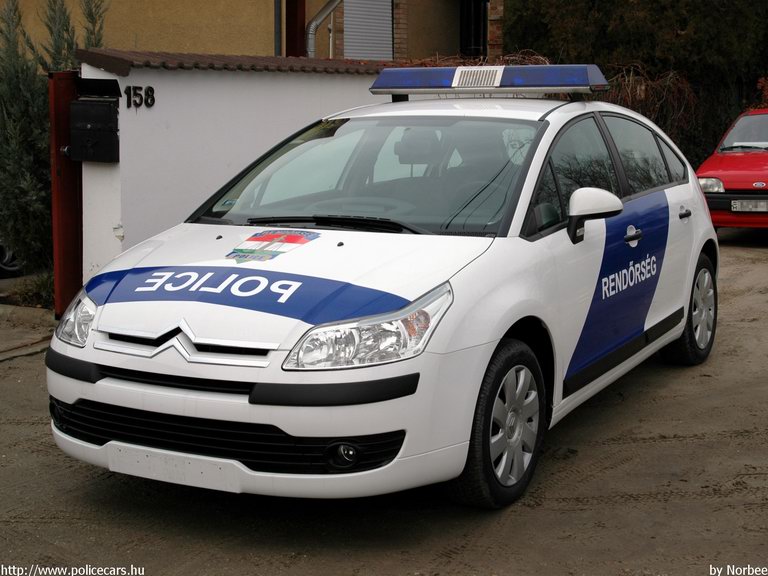 Citroen C4, fotó: Norbee
Keywords: rendőrség rendőr rendőrautó magyar Magyarország hungarian Hungary police policecar