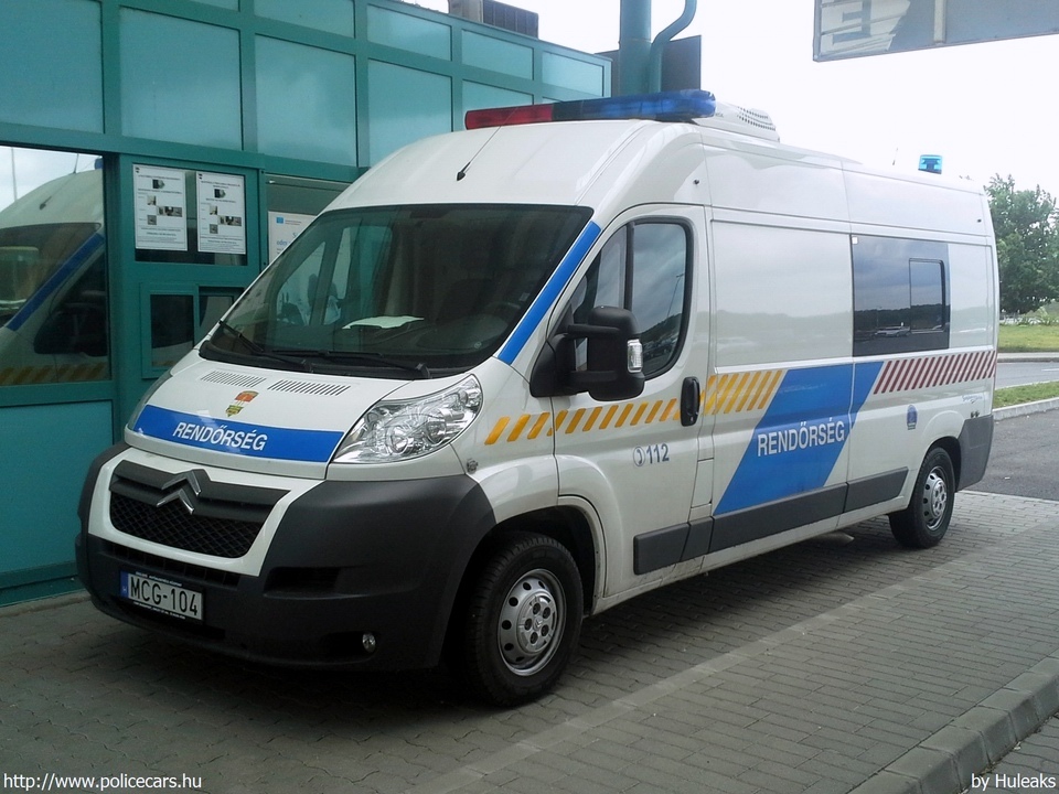 Citroen Jumper, fotó: Huleaks
Keywords: rendőr rendőrautó rendőrség magyar Magyarország MCG-104 hungarian Hungary police policecar