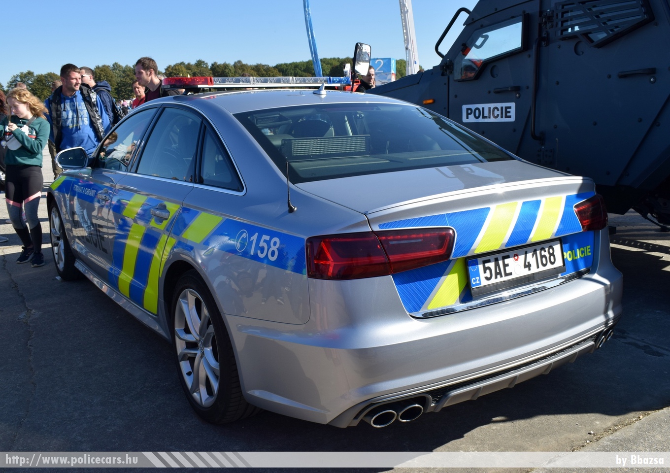 Audi S6, fotó: Bbazsa
Keywords: rendőr cseh Csehország rendőrautó rendőrség police policecar Czech