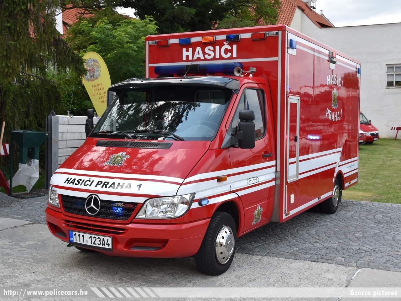 Mercedes Sprinter 416CDi, Prága, Praha SDH 1, fotó: Gzozzo pictures
Keywords: Czech cseh Csehország fire firetruck tûzoltó tûzoltóautó tûzoltóság