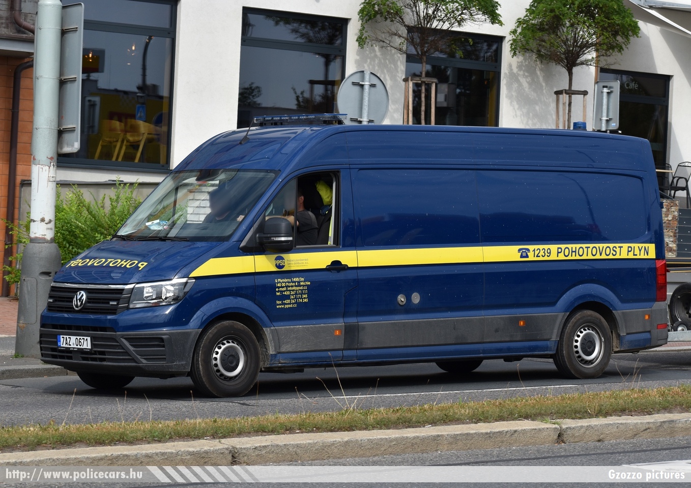 Volkswagen Crafter II, Prága, gázmûvek, fotó: Gzozzo pictures
Keywords: cseh Csehország czech gáz
