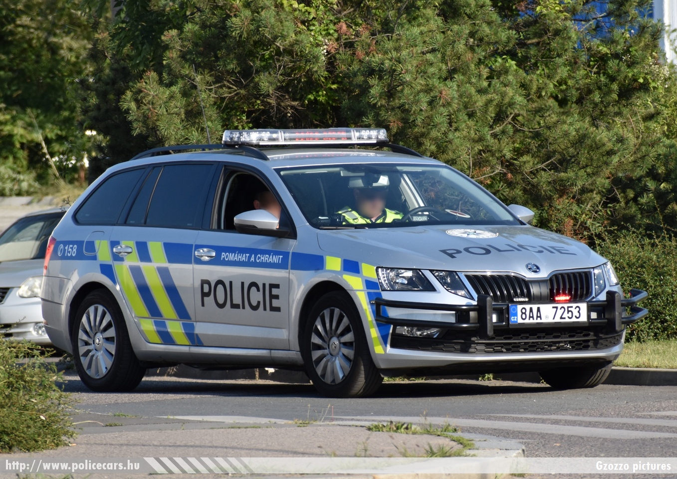 Skoda Octavia III Facelift, fotó: Gzozzo pictures
Keywords: cseh Csehország czech police policecar rendőrautó rendőr
