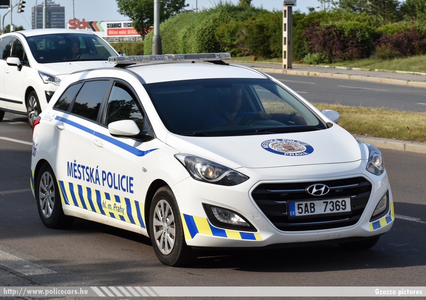 Hyundai i30, Mìstská policie hl. m. Prahy, fotó: Gzozzo pictures
Keywords: cseh Csehország czech police policecar rendőrautó rendőr