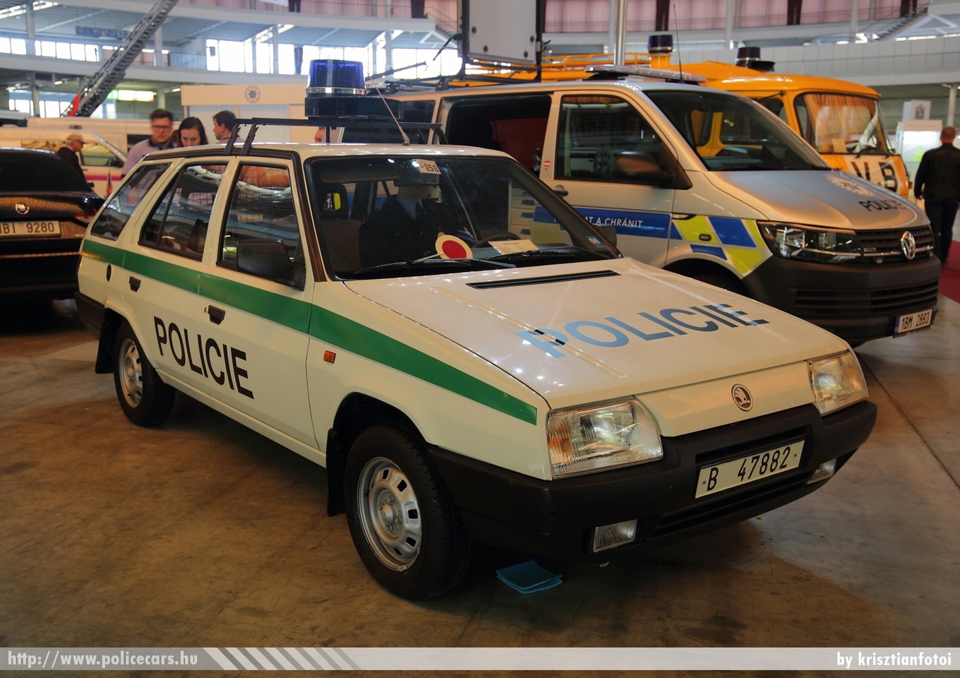Skoda Forman, fotó: krisztianfotoi
Keywords: cseh Csehország czech police policecar rendőrautó rendőr