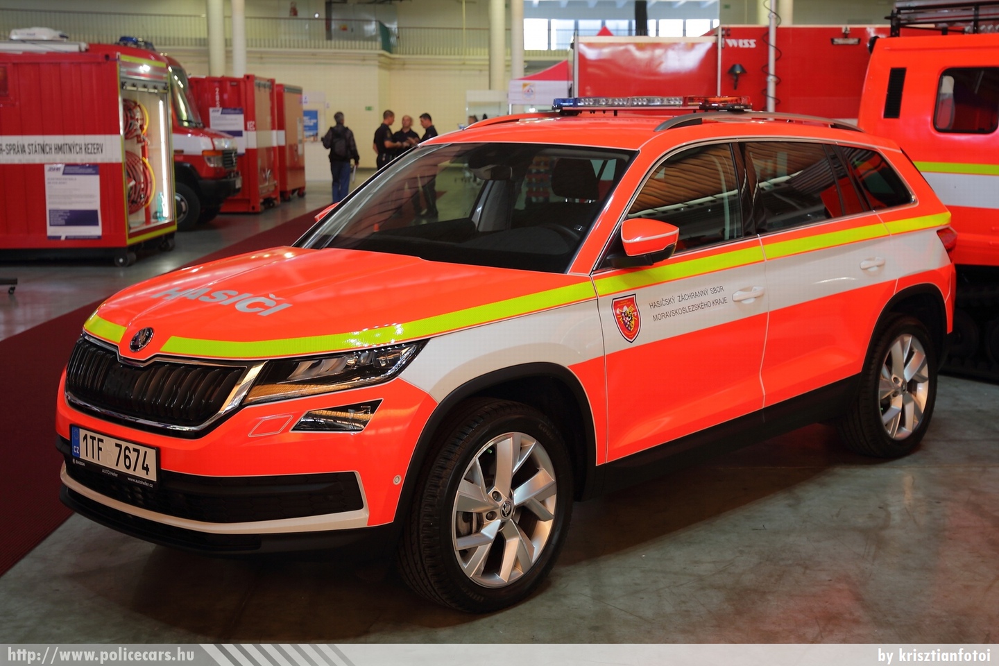 Skoda Kodiaq, fotó: krisztianfotoi
Keywords: cseh Csehorzság czech fire firetruck tûzoltó tûzoltóautó tûzoltóság
