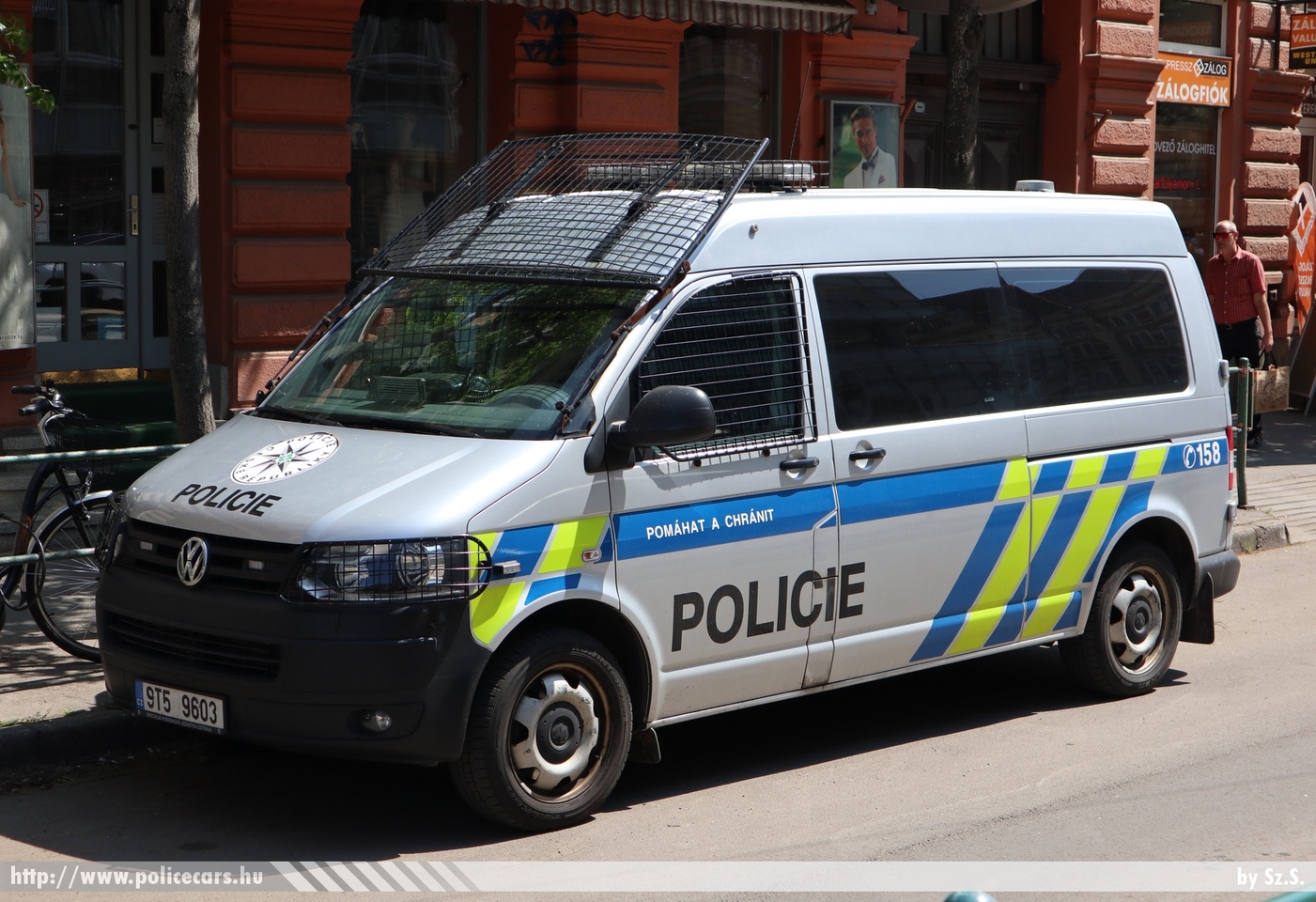 Volkswagen Transport T5, fotó: Sz.S.
Keywords: cseh Csehország czech police policecar rendőrautó rendőr