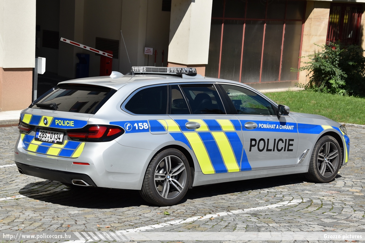 BMW 540i xDrive Touring, fotó: Gzozzo pictures
Keywords: cseh Csehország czech police policecar rendőrautó rendőr