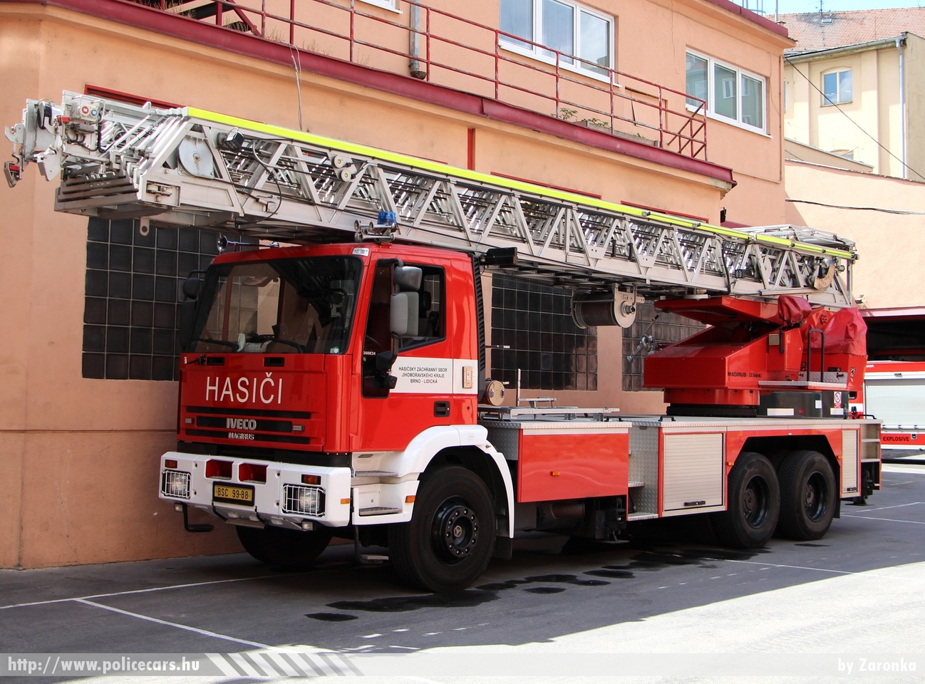 Iveco Magirus MP 260 E34H AZ 52, Brno, fotó: Zaronka
Keywords: cseh Csehország czech fire firetruck tûzoltó tûzoltóautó tûzoltóság
