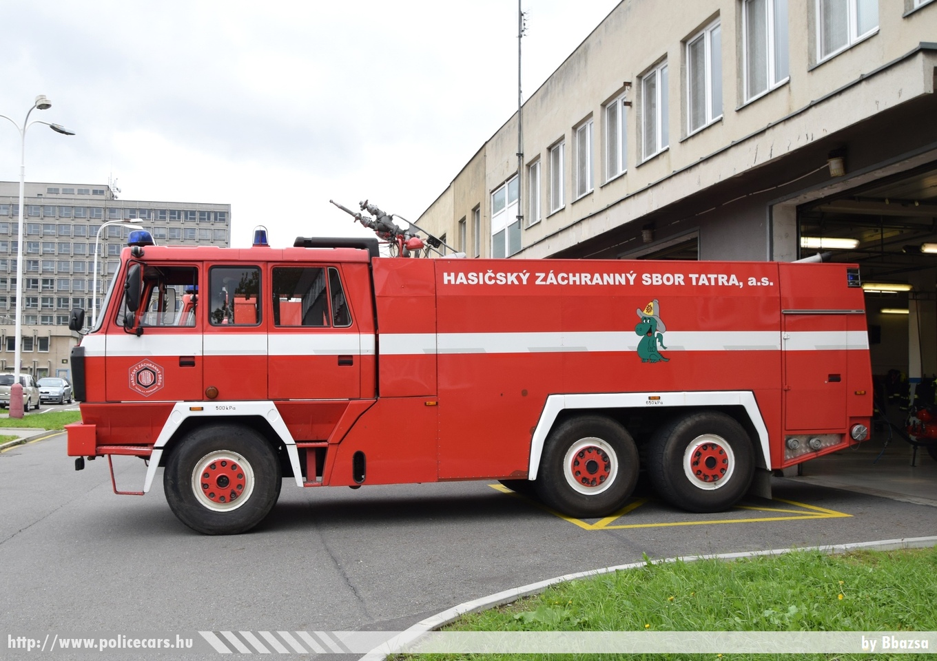 Tatra 815 CAS 32, Tatra létesítményi tûzoltóság (Hasicsky Zachranny Sbor Tatra Koprivnice), fotó: Bbazsa
Keywords: cseh Csehország czech fire firetruck tûzoltó tûzoltóautó tûzoltóság