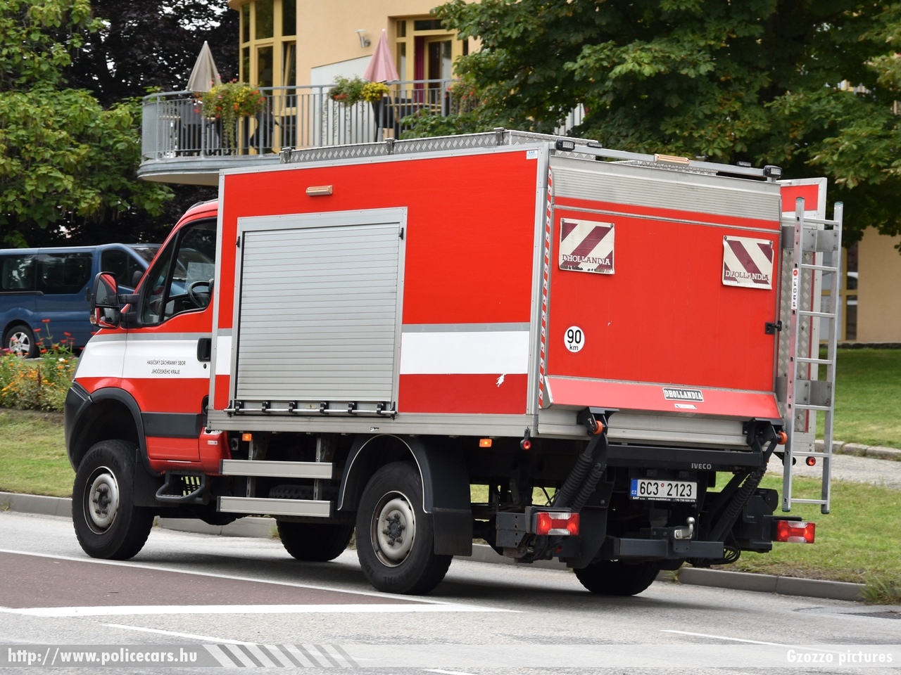 Iveco Daily 4x4 55S17W, HZS Český Krumlov, fotó: Gzozzo pictures
Keywords: cseh Csehország czech fire firetruck tûzoltó tûzoltóautó tûzoltóság