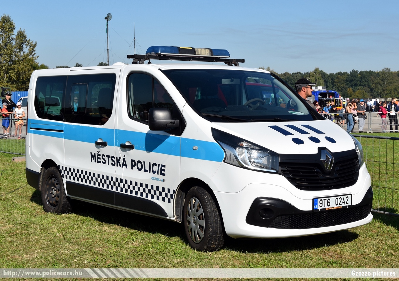 Renault Trafic, Městská policie Ostrava, fotó: Gzozzo pictures
Keywords: cseh Csehország czech police policecar rendőrautó rendőr