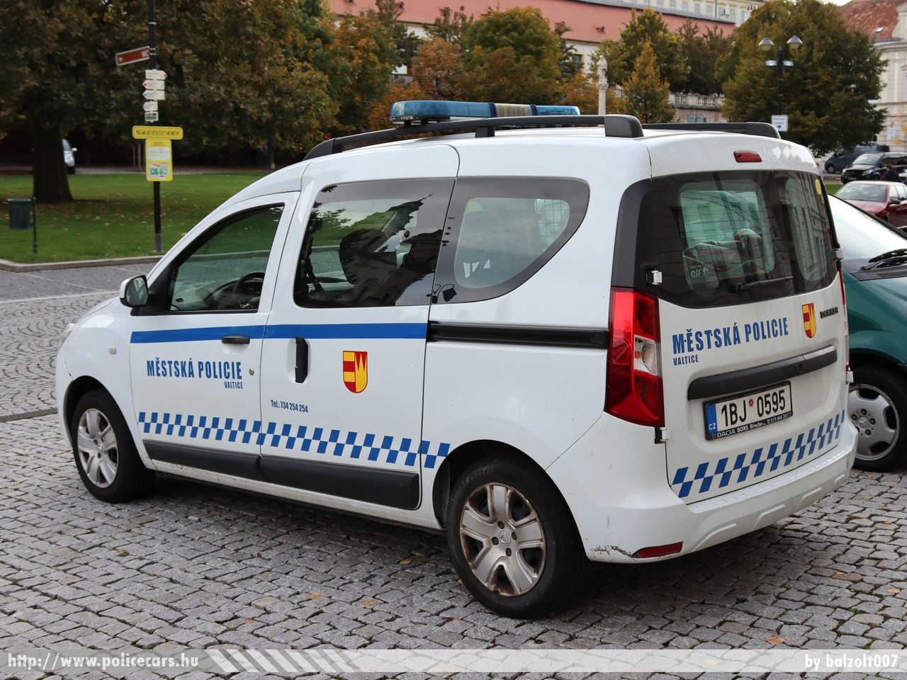Dacia Dokker, Městská policie Valtice, fotó: balzolt007
Keywords: cseh Csehország czech police policecar rendőrautó rendőr