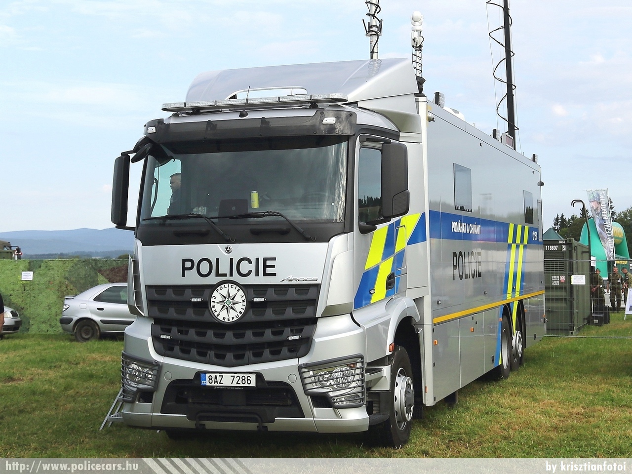 Mercedes Arocs, Policie České republiky, fotó: krisztianfotoi
Keywords: cseh Csehország czech police policecar rendőrautó rendőr