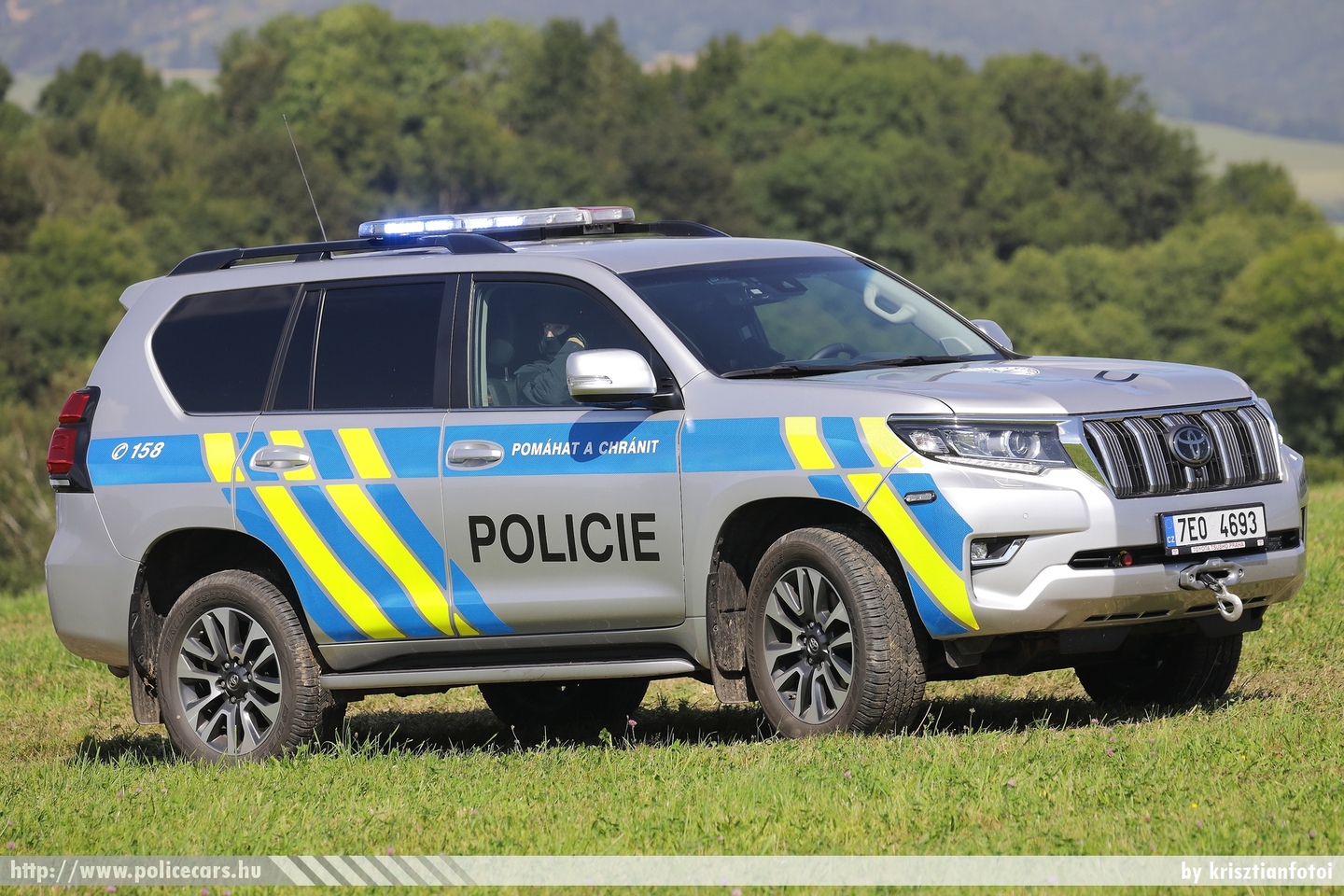 Toyota Land Cruiser, Policie České republiky, fotó: krisztianfotoi
Keywords: cseh Csehország czech police policecar rendőrautó rendőr