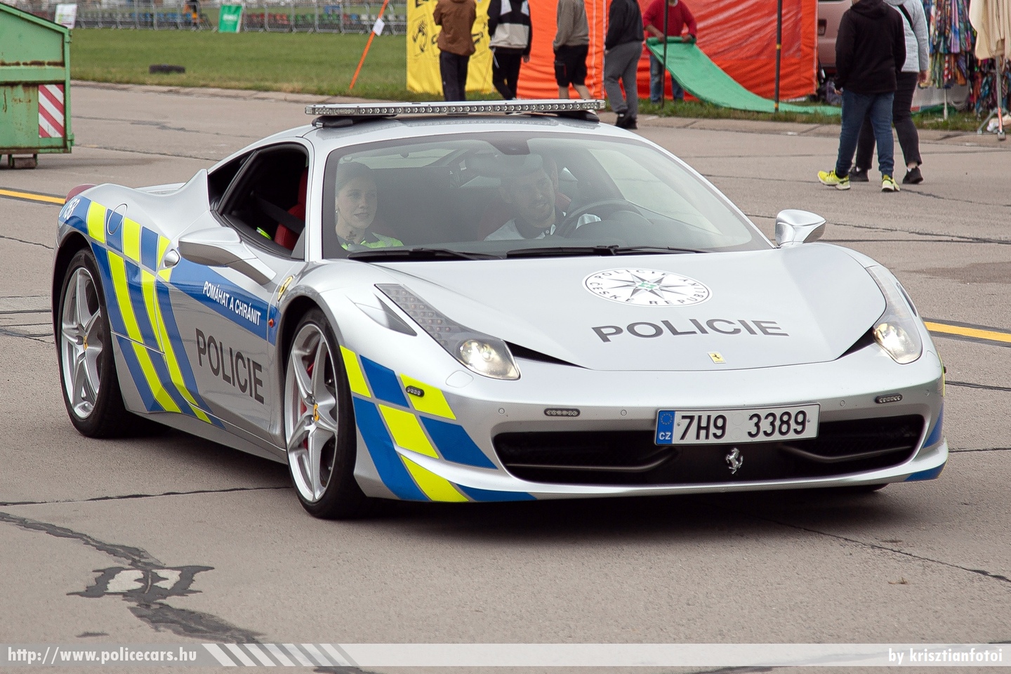 Ferrari F142-458 Italia, Policie České republiky, fotó: krisztianfotoi
Keywords: cseh Csehország czech police policecar rendőrautó rendőr