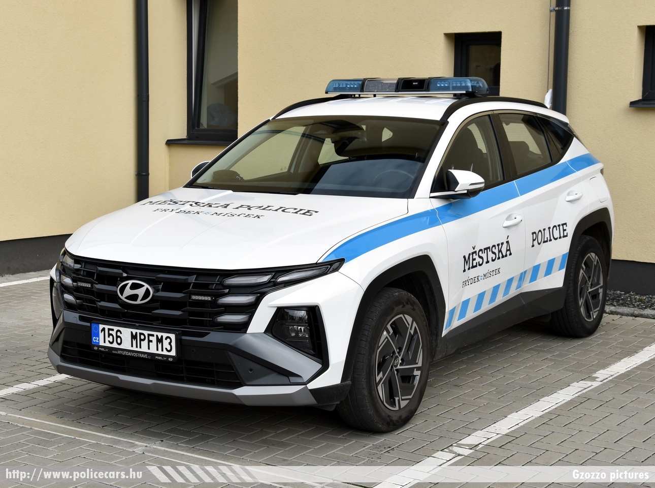 Hyundai Tucson, Městská policie Frýdek-Místek, fotó: Gzozzo pictures
Keywords: cseh Csehország czech police policecar rendőrautó rendőr fiat ducato