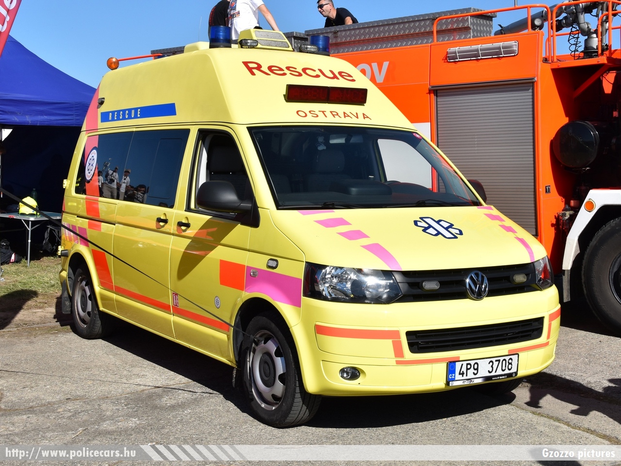Volkswagen Transporter T5, fotó: Gzozzo pictures
Keywords: cseh Csehország czech mentő mentőautó ambulance
