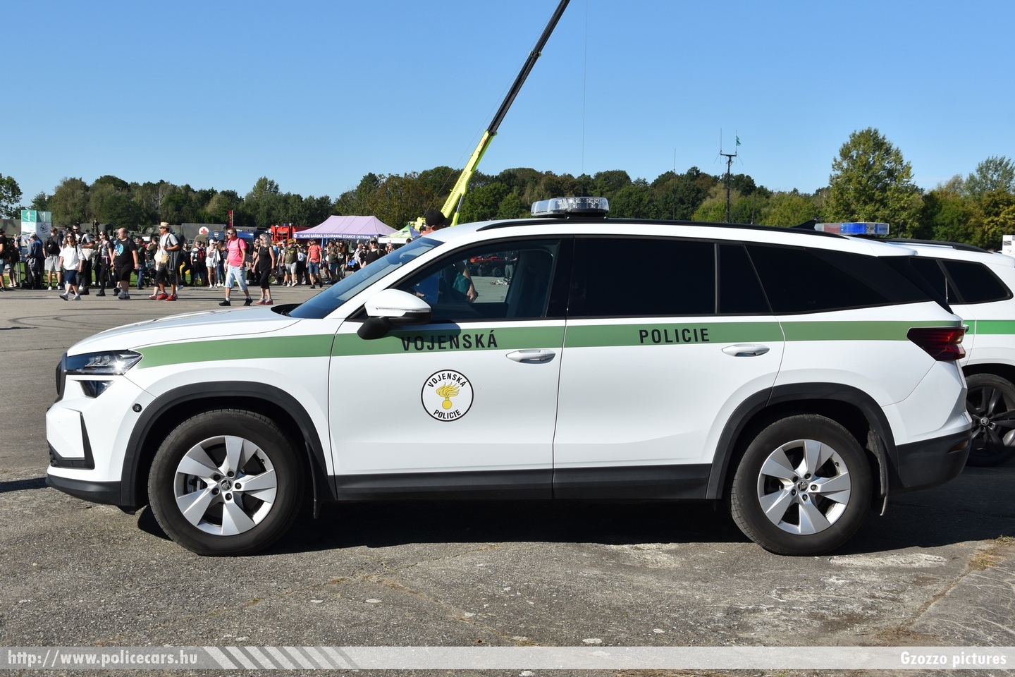 Skoda Kodiaq II, Vojenska Policie, fotó: Gzozzo pictures
Keywords: cseh Csehország czech police policecar military katonai rendészet rendőrautó rendőr