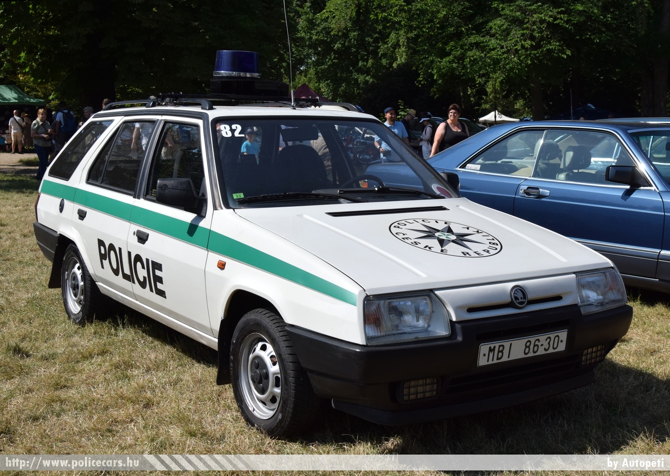 Skoda Forman, Policie, fotó: Autopeti
Keywords: cseh Csehország czech police policecar rendőrautó rendőr