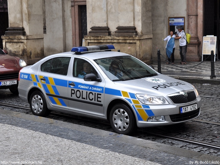 Skoda Octavia II, fotó: ifj. Bodó László
Keywords: rendőr rendőrautó rendőrség cseh Csehország