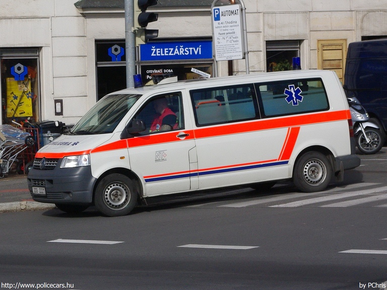 Volkswagen Transporter T5, Pøíbram, fotó: PChris
Keywords: mentő mentőautó cseh Csehország