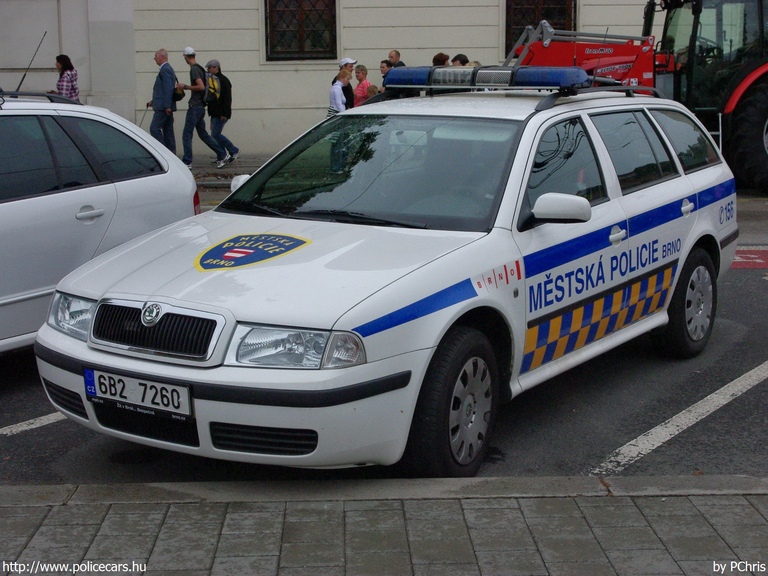 Skoda Octavia, Brno, fotó: PChris
Keywords: cseh Csehország rendőr rendőrautó rendőrség