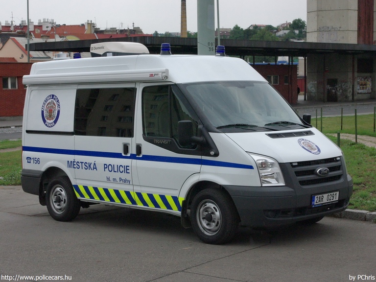 Ford Transit, Prága, fotó: PChris
Keywords: cseh Csehország rendőr rendőrautó rendőrség