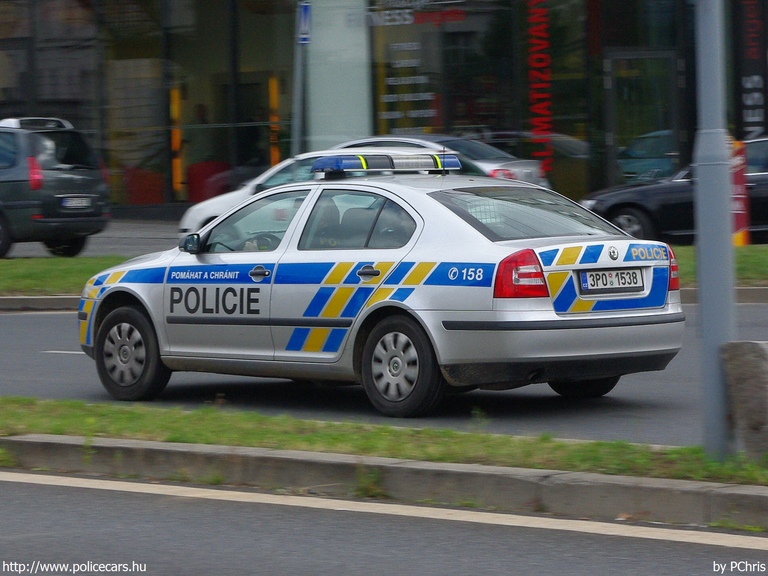 Skoda Octavia II, fotó: PChris
Keywords: cseh Csehország rendőr rendőrautó rendőrség