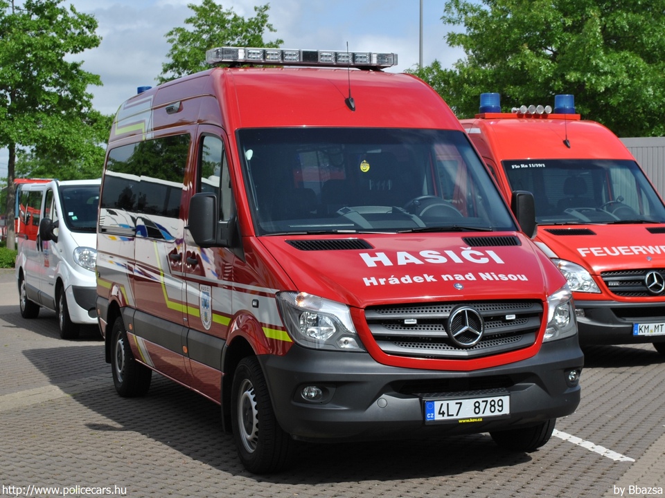 Mercedes-Benz Sprinter II facelift 316 CDI, Hrádek nad Nisou, fotó: Bbazsa
Keywords: cseh Csehország tûzoltó tûzoltóautó tûzoltóság czech fire firetruck