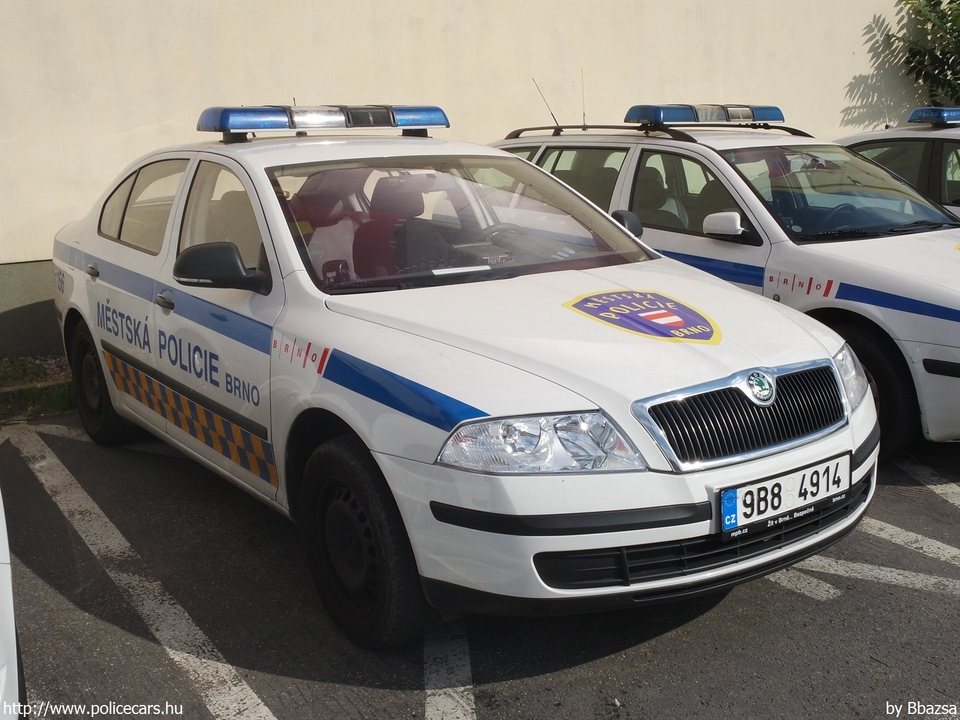 Skoda Octavia II, Brno, fotó: Bbazsa
Keywords: cseh Csehország rendőr rendőrautó rendőrség czech policecar police