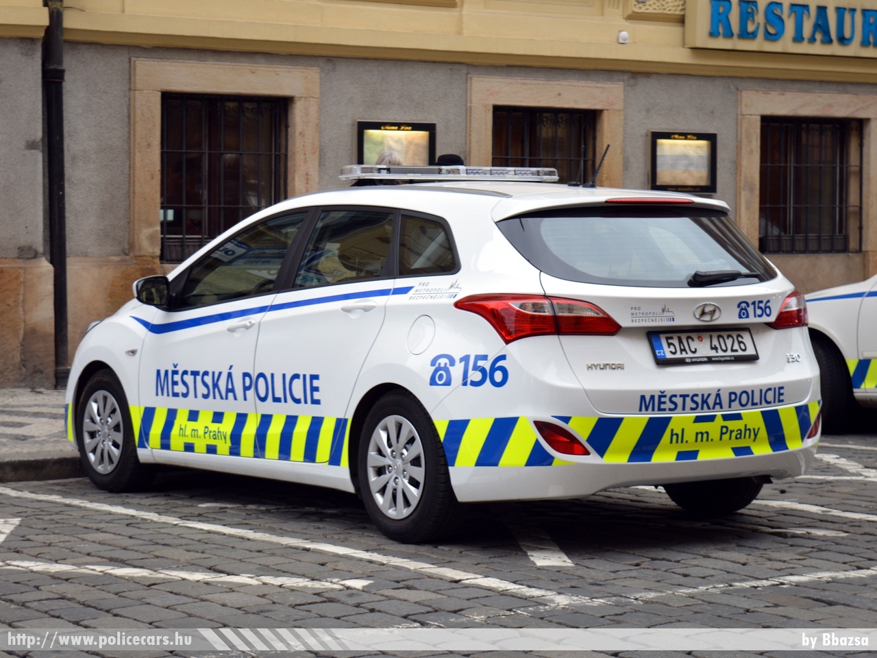 Hyundai I30, Prága, fotó: Bbazsa
Keywords: rendőr cseh Csehország rendőrautó rendőrség