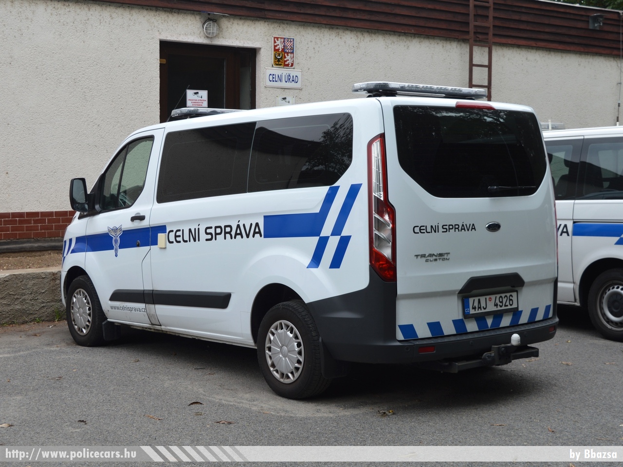 Ford Transit, fotó: Bbazsa
Keywords: vám cseh Csehország Czech customs