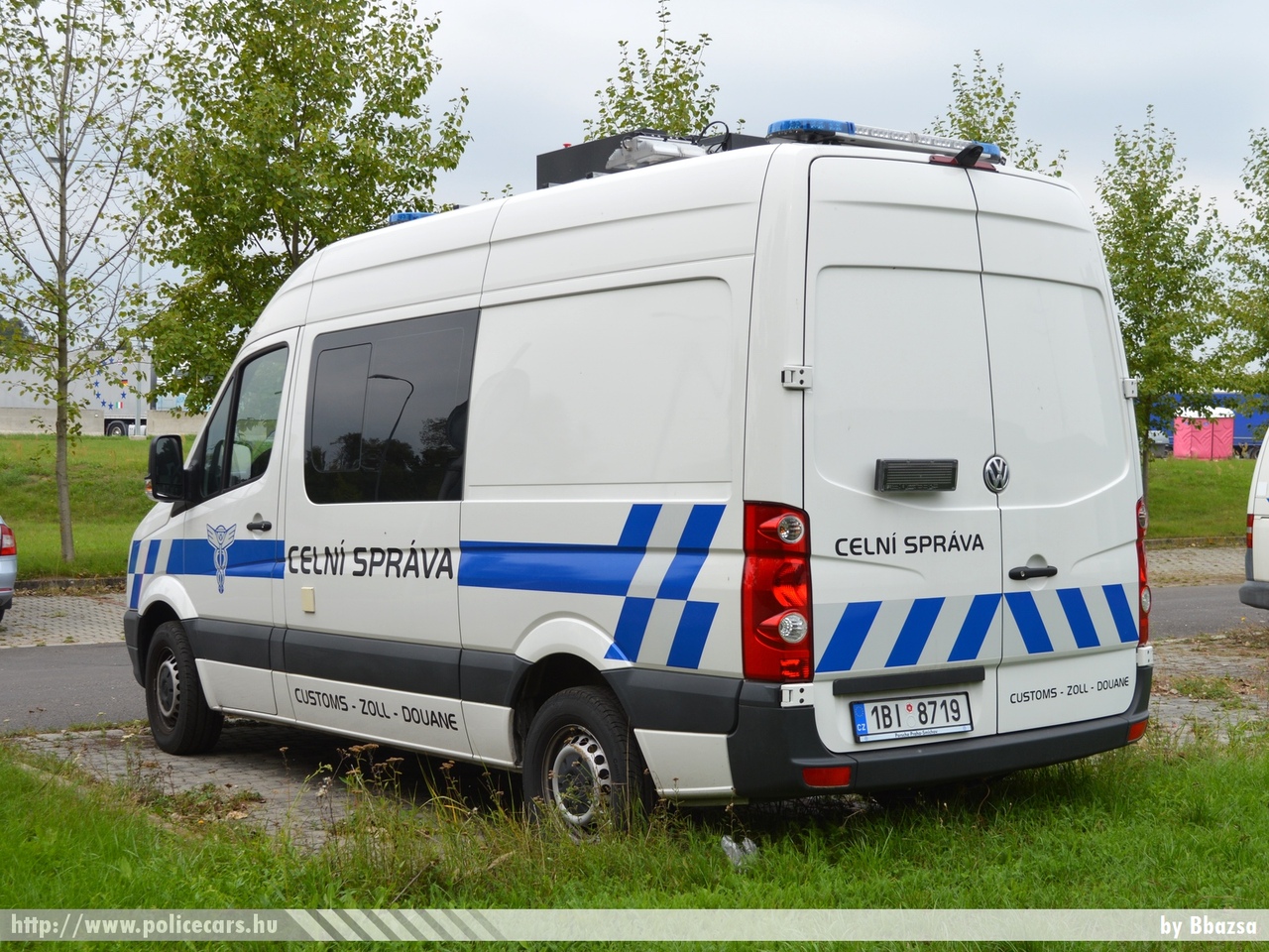 Volkswagen Crafter, fotó: Bbazsa
Keywords: vám cseh Csehország Czech customs