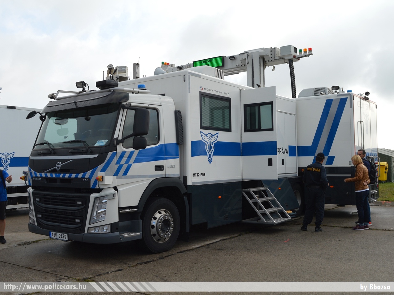 Volvo FM 420, fotó: Bbazsa
Keywords: vám cseh Csehország Czech customs