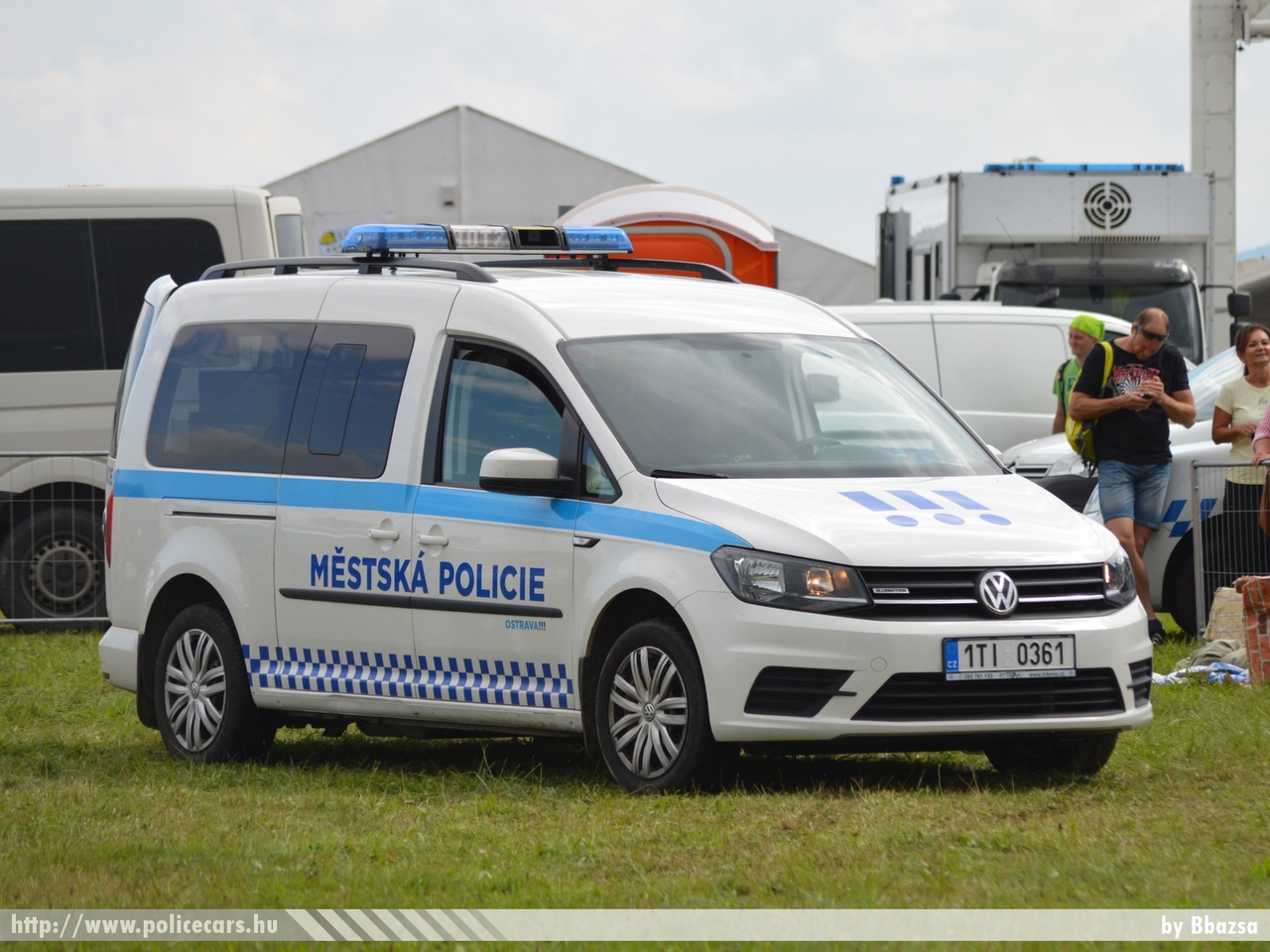 Volkswagen Caddy, fotó: Bbazsa
Keywords: rendőr cseh Csehország rendőrautó rendőrség police policecar Czech