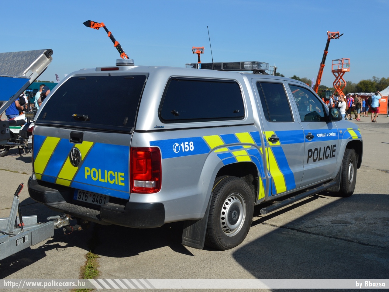 Volkswagen Amarok, fotó: Bbazsa
Keywords: rendőr cseh Csehország rendőrautó rendőrség police policecar Czech