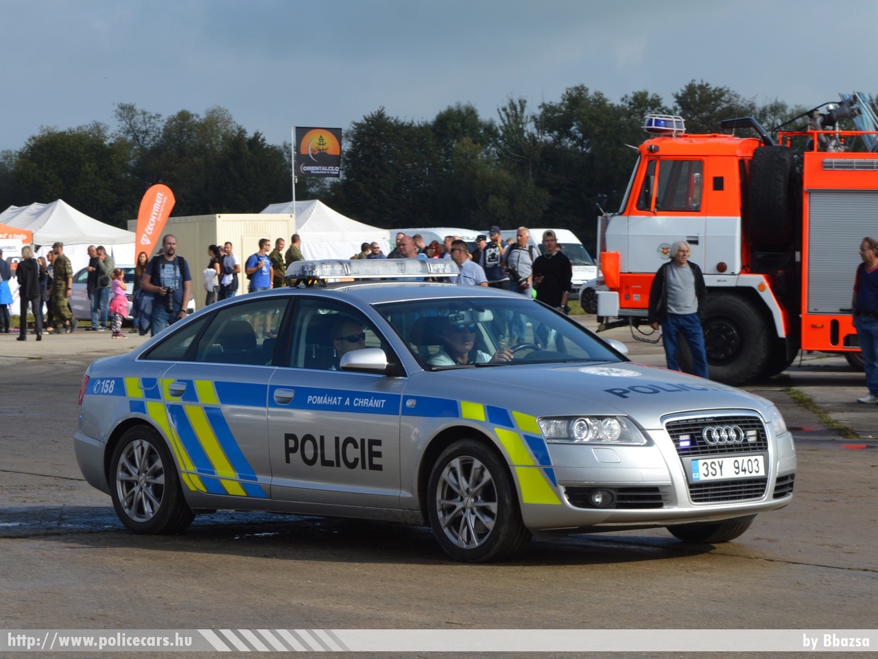 Audi A6, fotó: Bbazsa
Keywords: rendőr cseh Csehország rendőrautó rendőrség police policecar Czech