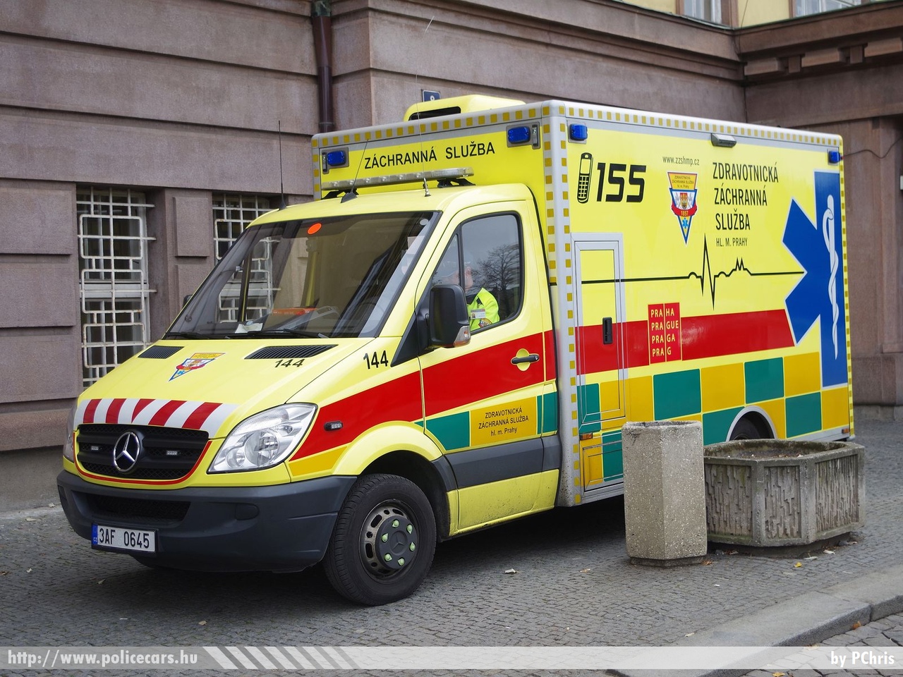 Mercedes Sprinter II, fotó: PChris
Keywords: cseh Csehország mentő mentőautó Czech ambulance