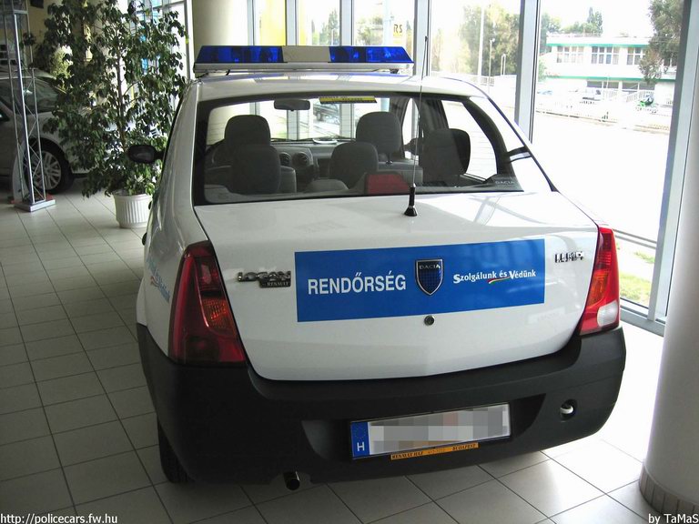 Dacia Logan, fotó: TaMaS
Keywords: magyar magyarország rendőr rendőrautó rendőrség