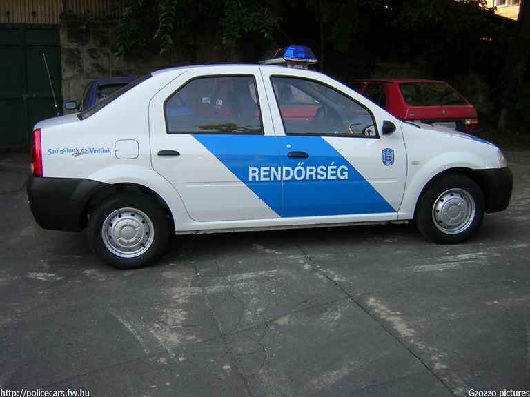 Dacia Logan, fotó: Gzozzo pictures
Keywords: magyar magyarország rendőr rendőrautó rendőrség RB74-44